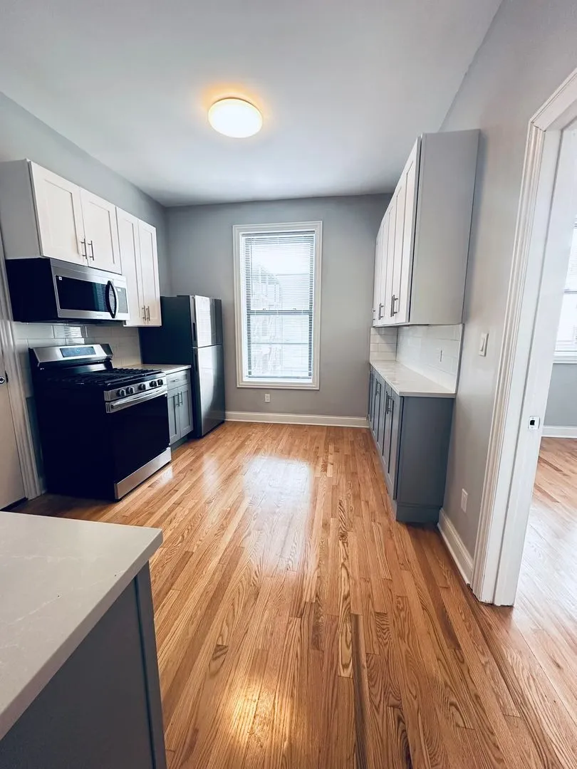 4410 N Hazel St, , 60640, USA 60640-unit#2ND FLOOR-Chicago-IL