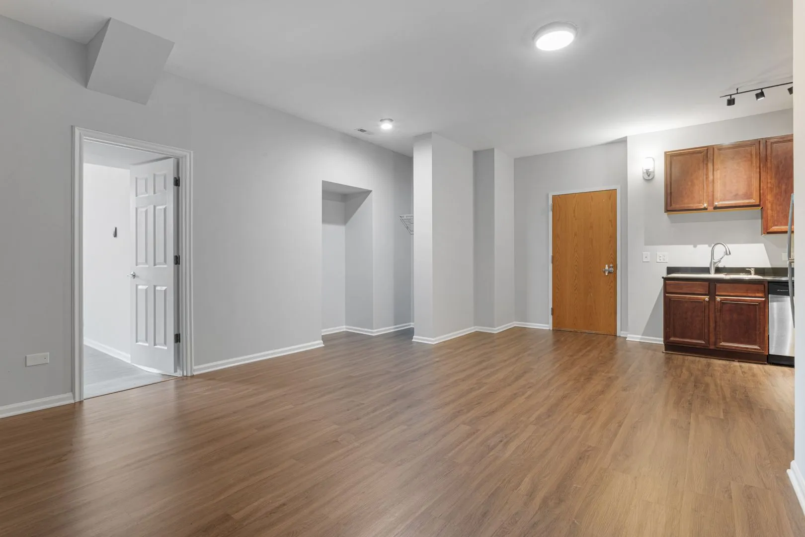 2451 W Howard St, ,  60645, USA 60645-unit#108-Chicago-IL