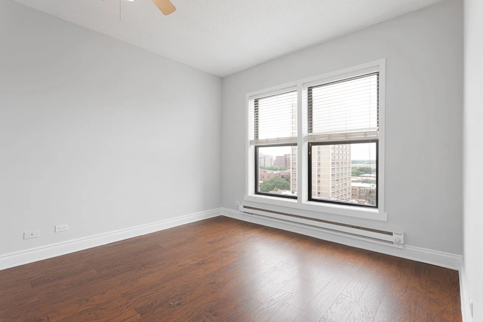 4520 N Clarendon Ave, ,  60613, USA 60640-unit#907-Chicago-IL