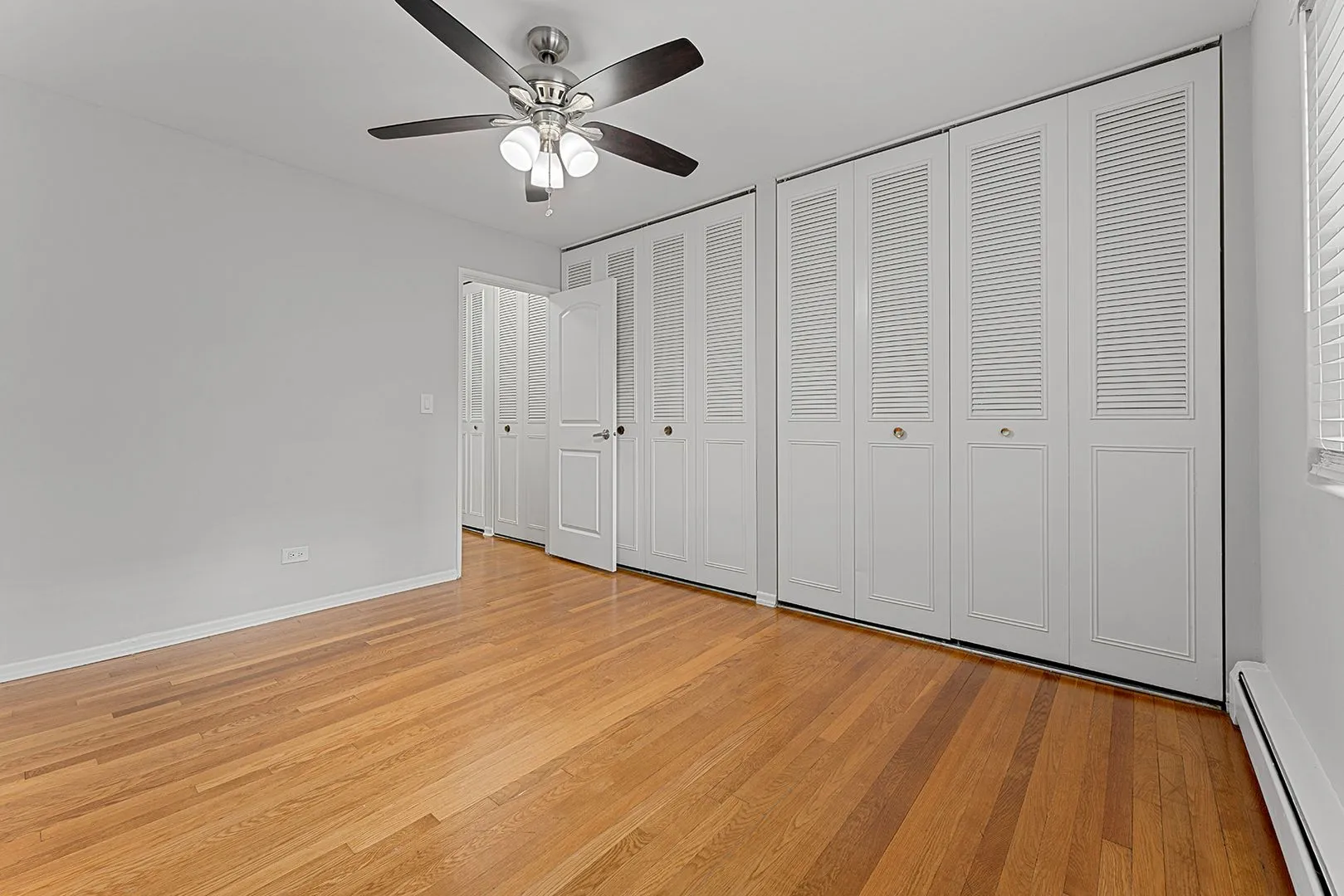 6021 N Winthrop Ave, ,  60660, USA 60660-unit#306-Chicago-IL