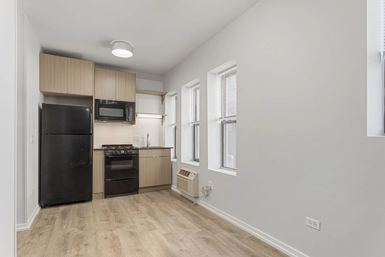 4875 N Magnolia Ave, ,  60640, USA 60640-unit#218-Chicago-IL