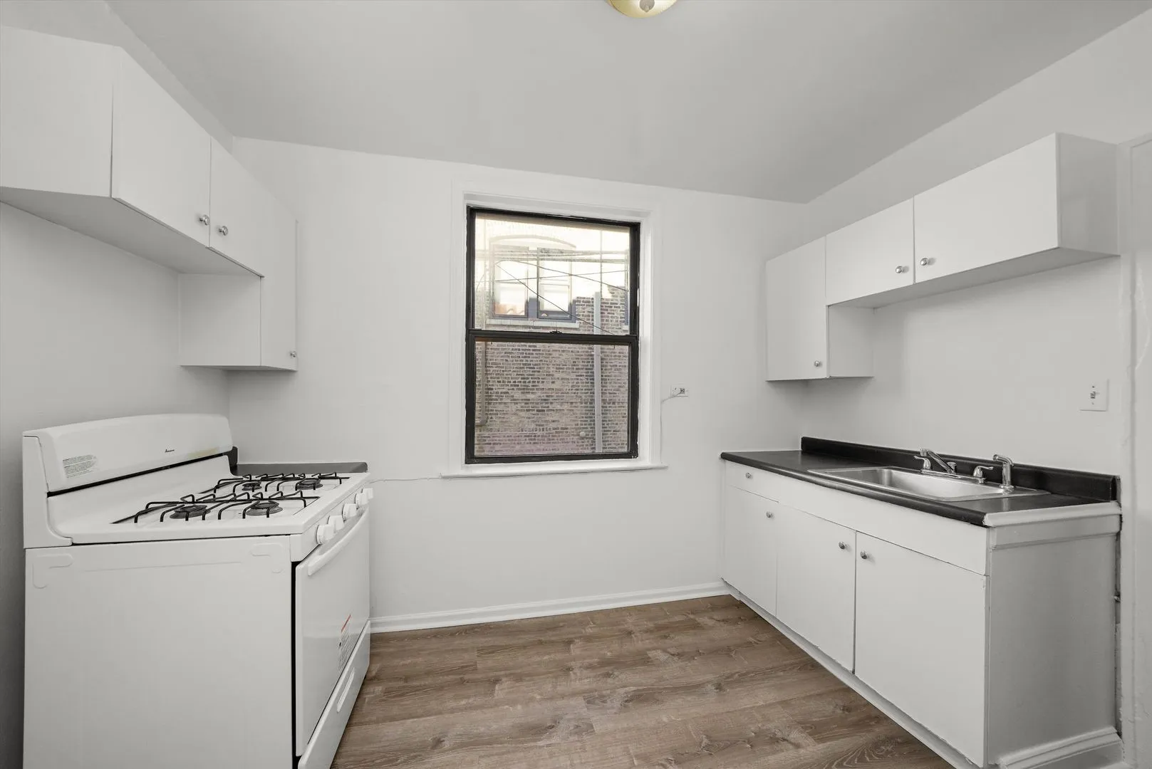 2338 N Spaulding Ave, ,  60647, USA 60647-unit#1B-Chicago-IL