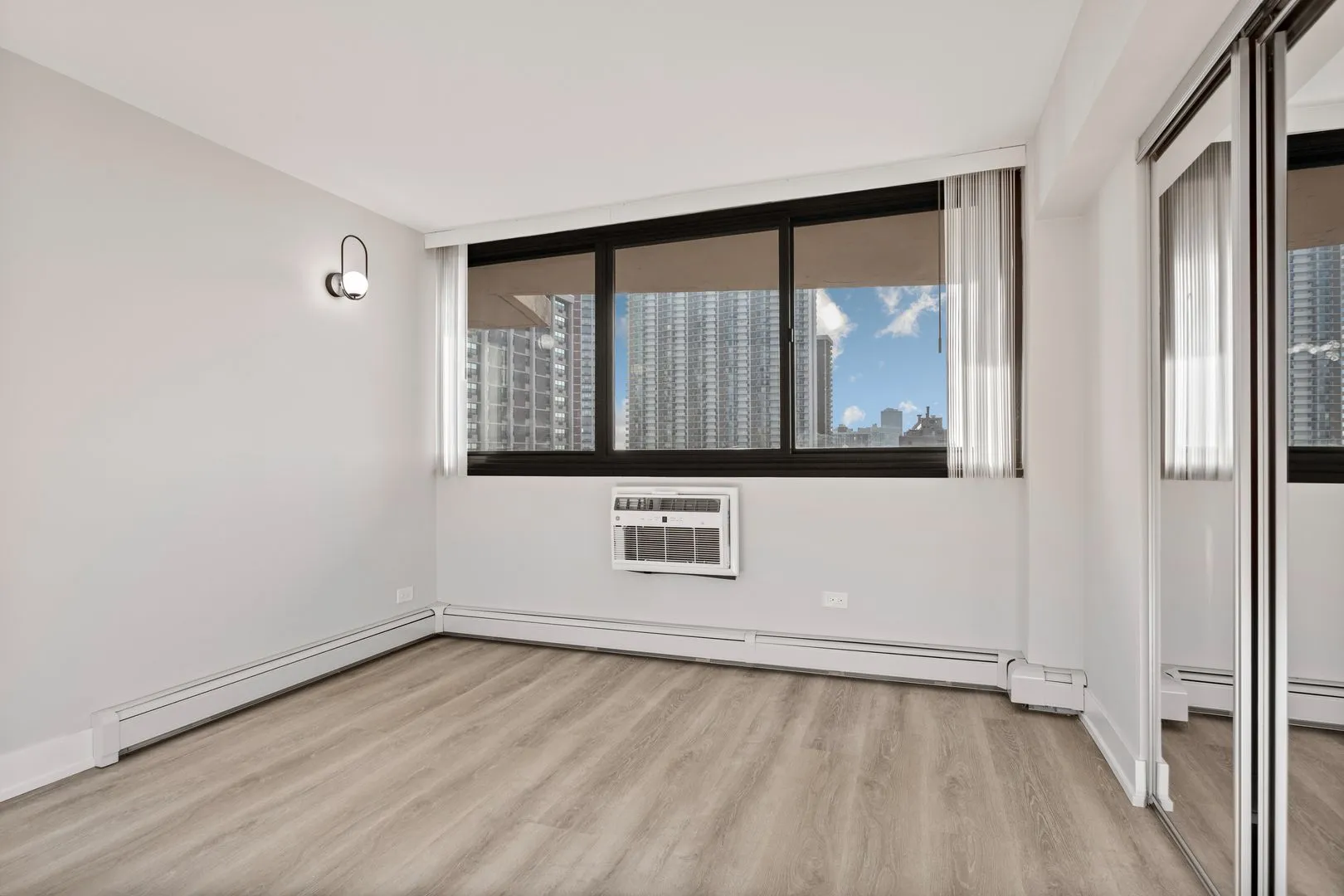 6166 N Sheridan Rd, , 60660, USA 60660-unit#8H-Chicago-IL