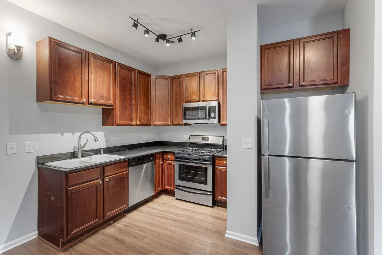2451 W Howard St, , 60645, USA 60645-unit#108-Chicago-IL