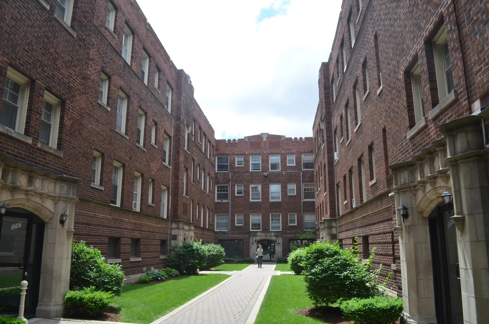 3267 W Wrightwood Ave, ,  60647, USA 60647-unit#1AA-Chicago-IL