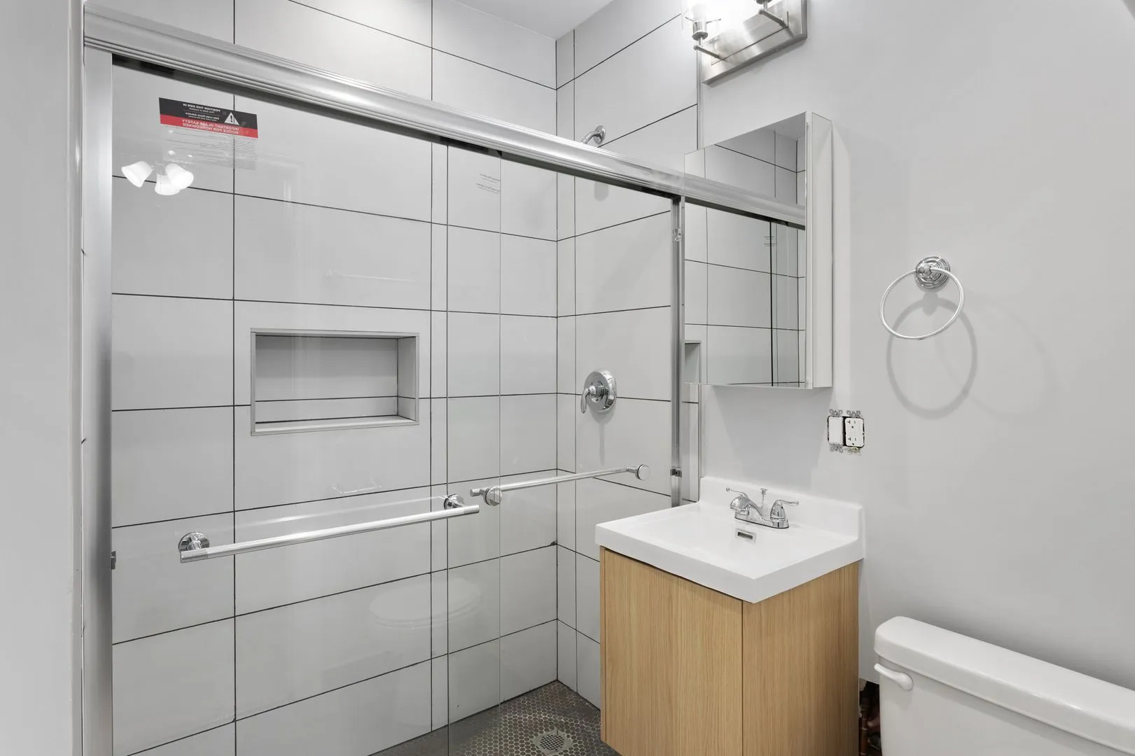 1627 W Chase Ave, ,  60626, USA 60626-unit#1A-Chicago-IL