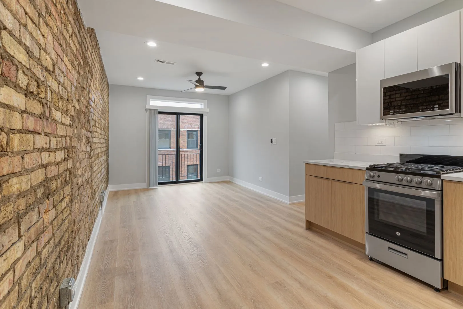 1556 W Juneway Terrace, , 60626, USA 60626-unit#1L-Chicago-IL