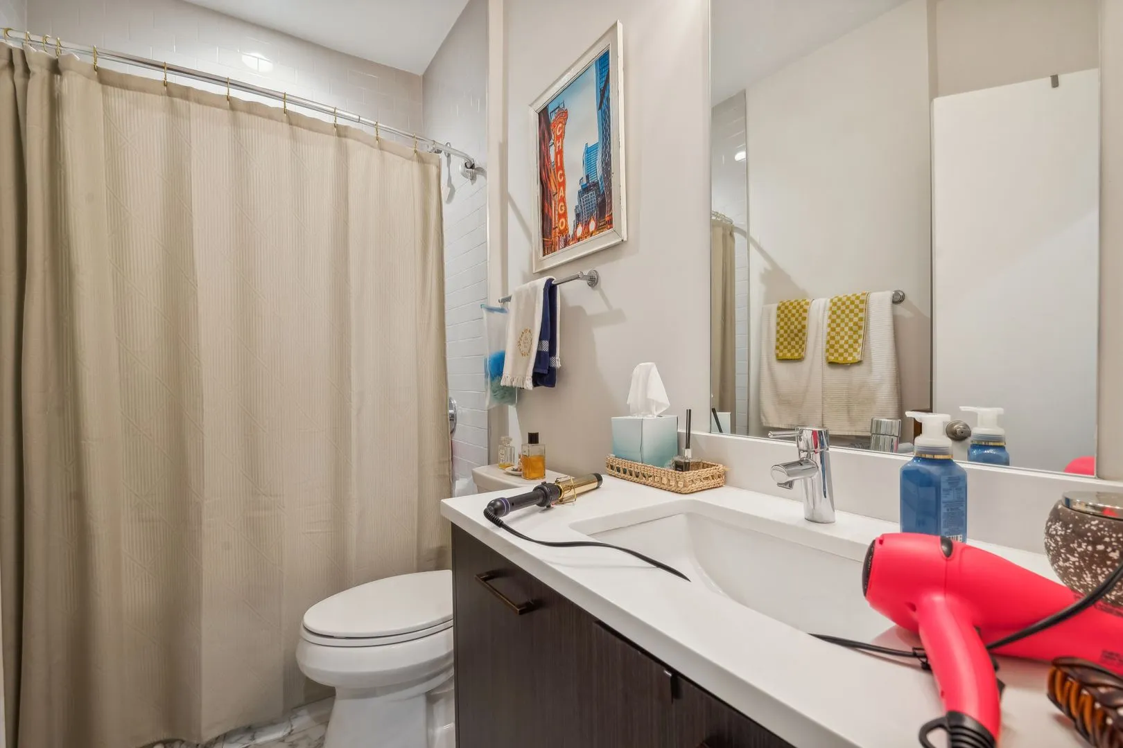 1045 W Cornelia Ave, ,  60657, USA 60657-unit#401-Chicago-IL