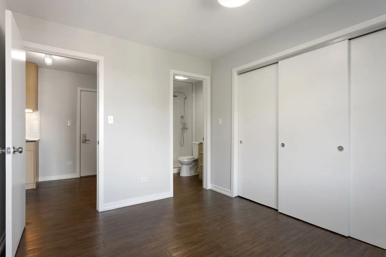 5411 N Winthrop Ave, ,  60640, USA 60640-unit#202-Chicago-IL