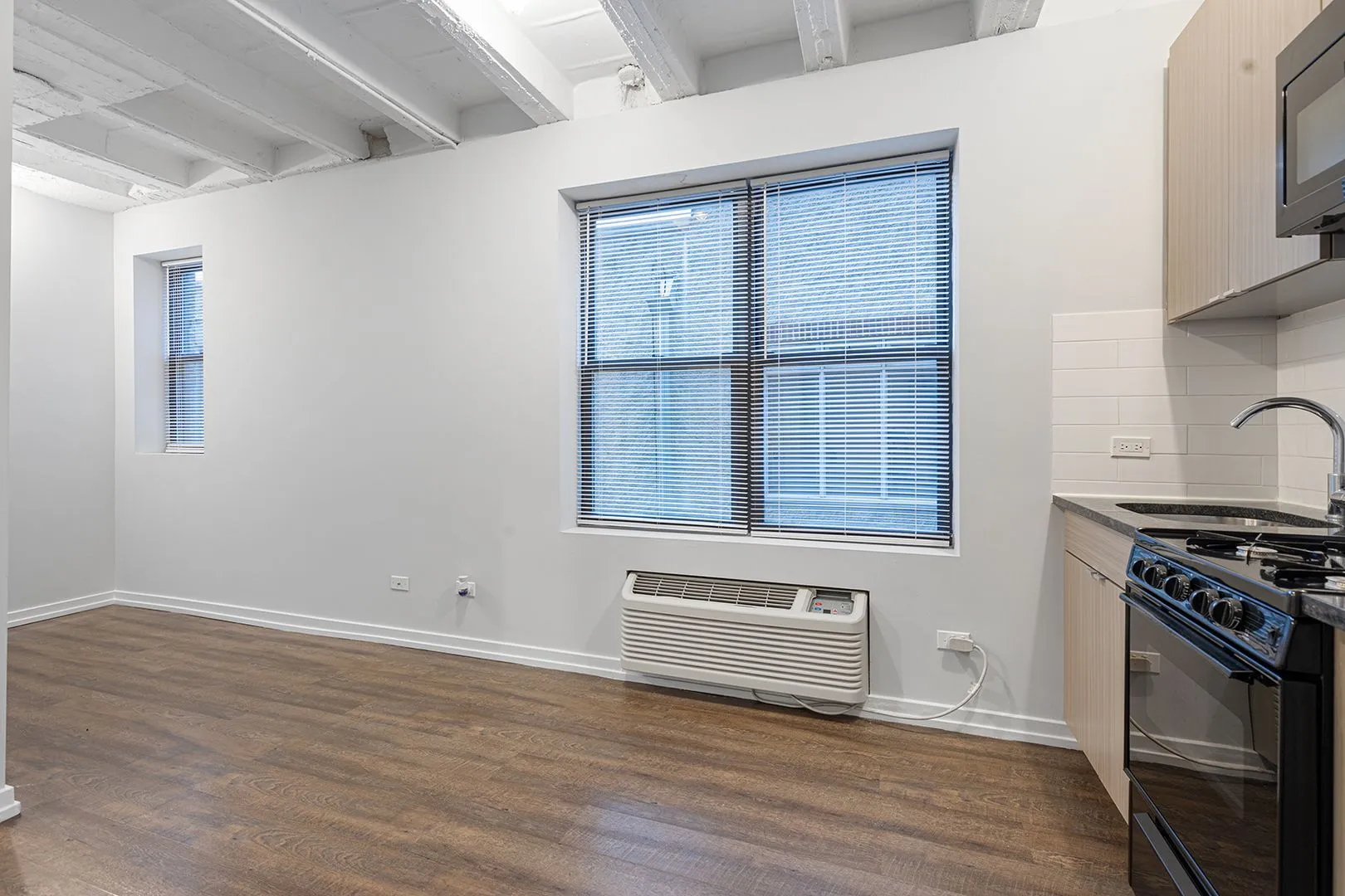 5718 N Winthrop Ave, , 60660, USA 60660-unit#307-Chicago-IL