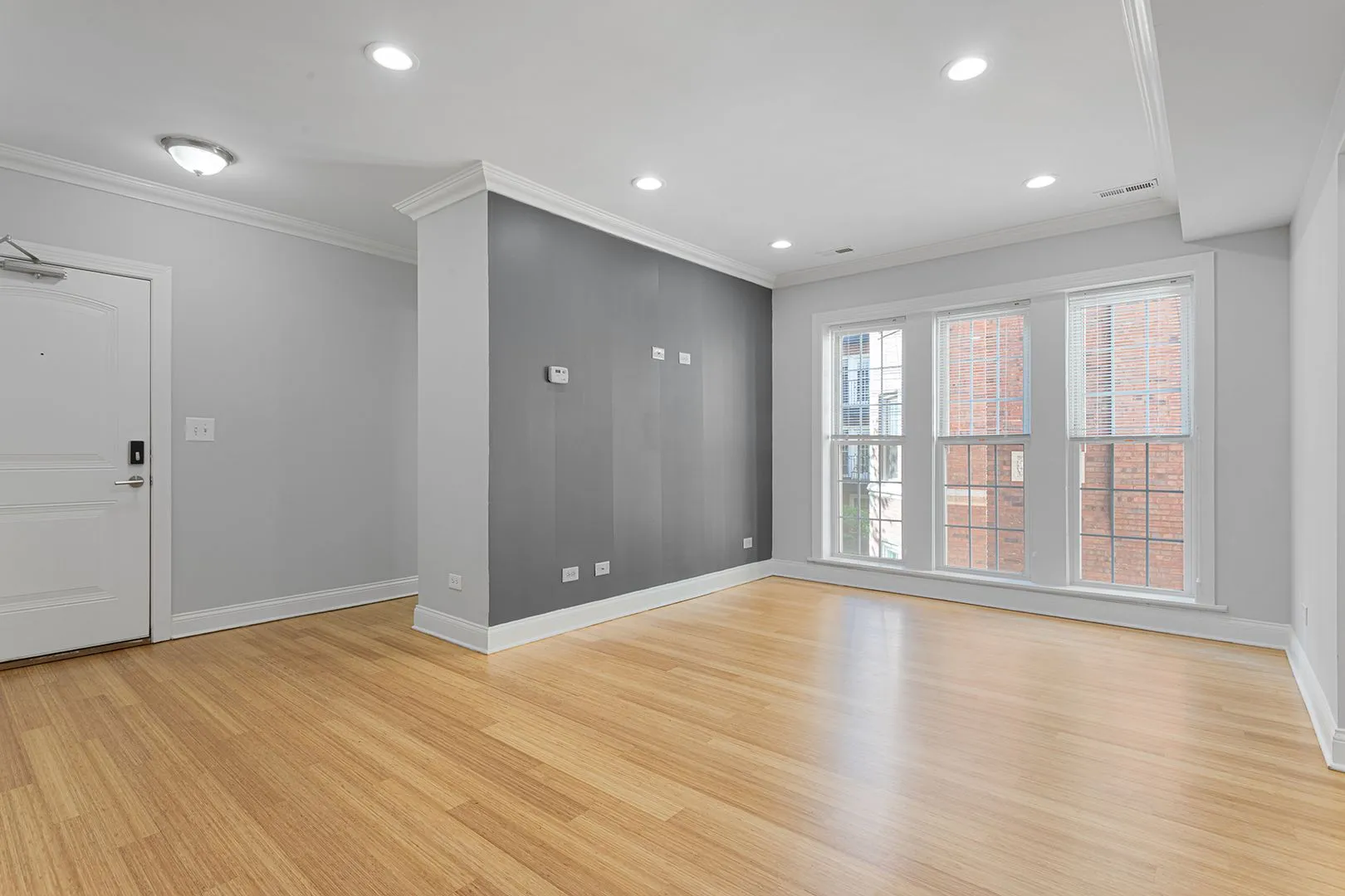 7730 N Ashland Ave, , 60626, USA 60626-unit#C1-Chicago-IL