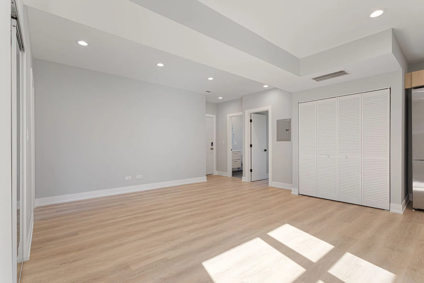 W Juneway Terrace, , 60626, USA 60626-unit#2G-Chicago-IL