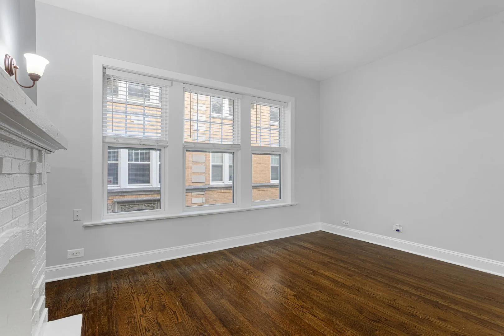 1110 W Glenlake Ave, ,  60660, USA 60660-unit#1ST FLOOR-Chicago-IL