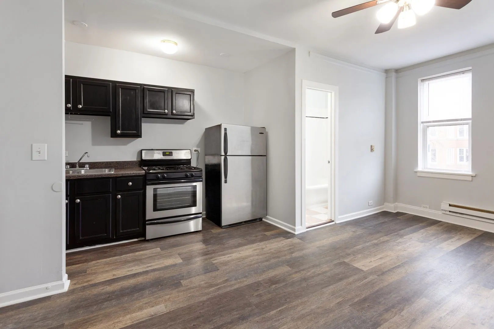5860 N Kenmore Ave, ,  60660, USA 60660-unit#301-Chicago-IL