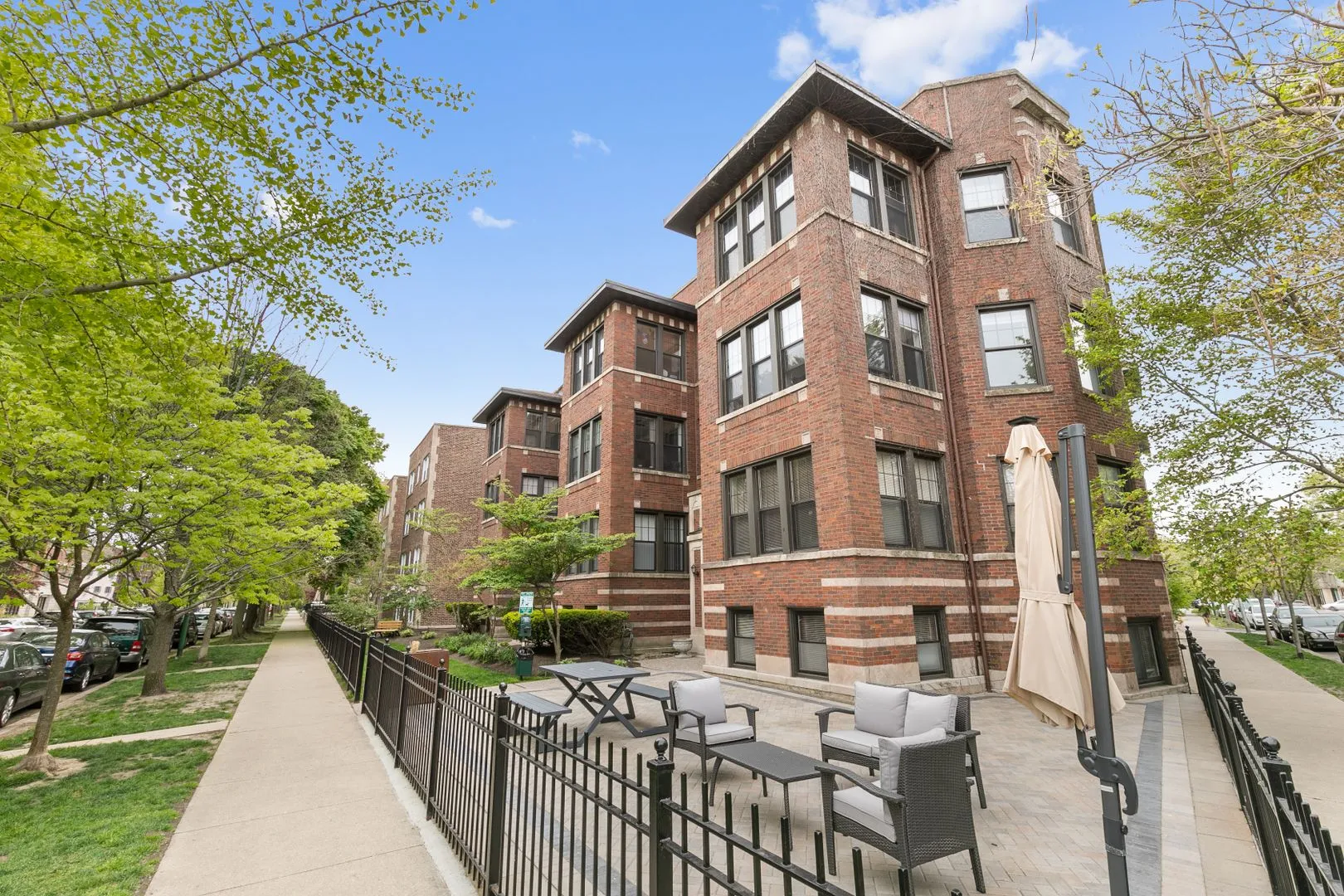 7663 N Rogers Ave, , 60626, USA 60626-unit#3-Chicago-IL