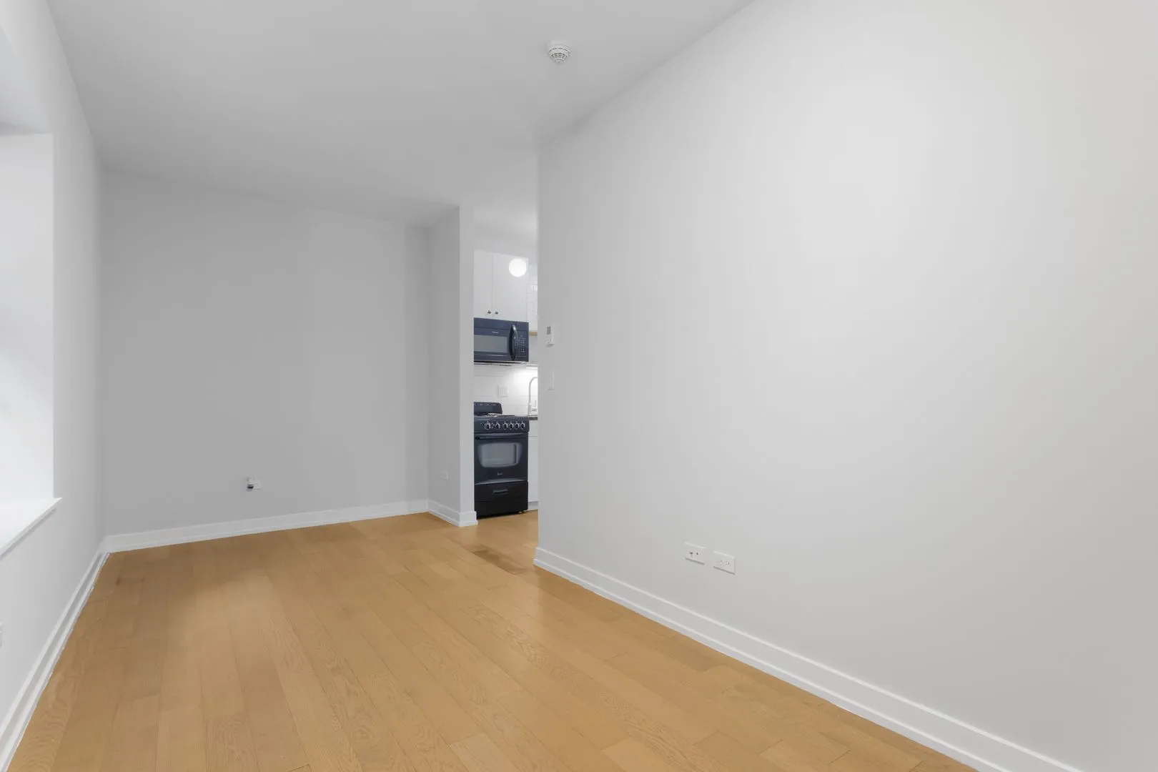 6019 N Winthrop Ave, ,  60660, USA 60660-unit#102-Chicago-IL