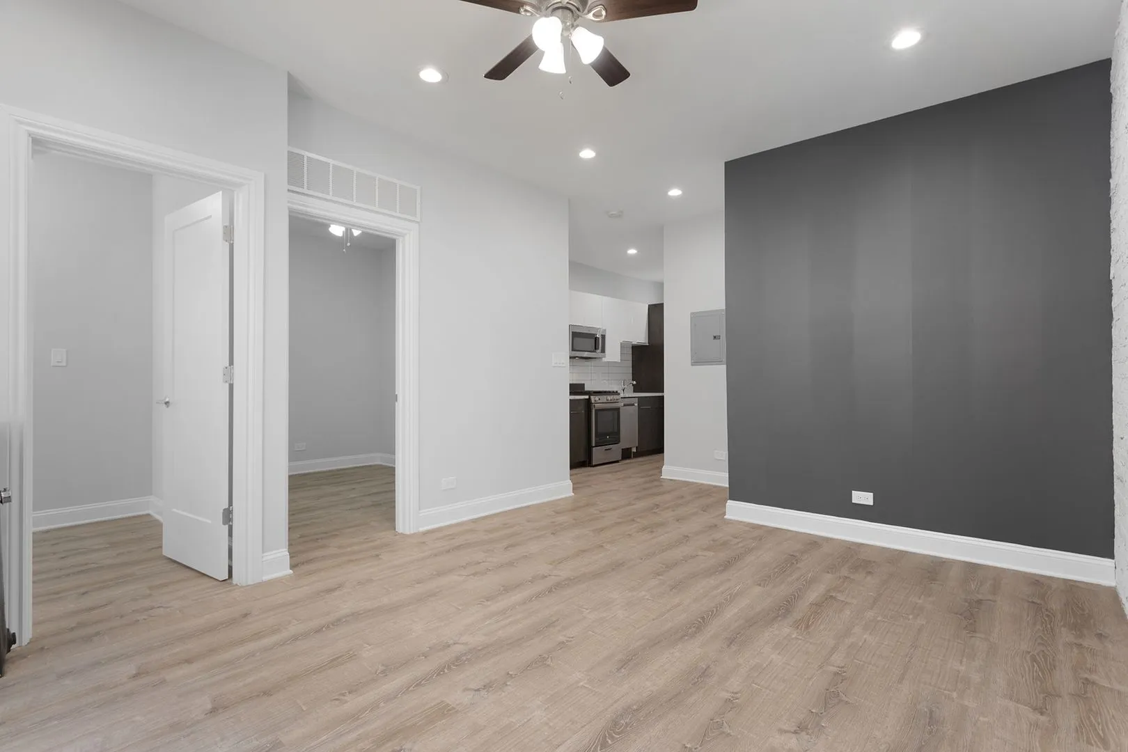7620 N Eastlake Terrace, , 60626, USA 60626-unit#1W-Chicago-IL