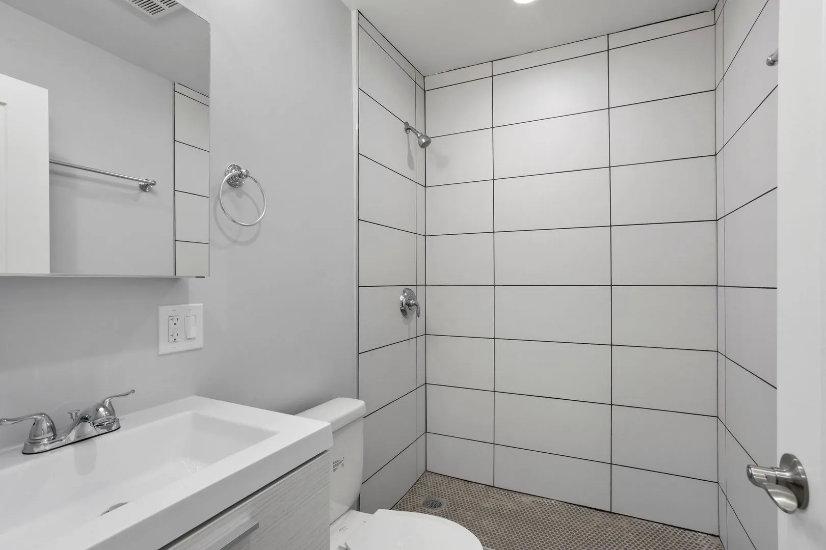 6758 N Sheridan Rd, , 60626, USA 60626-unit#439-Chicago-IL