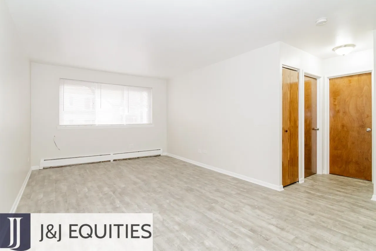 1040 W Hollywood Ave, , 60660, USA 60660-unit#208-Chicago-IL