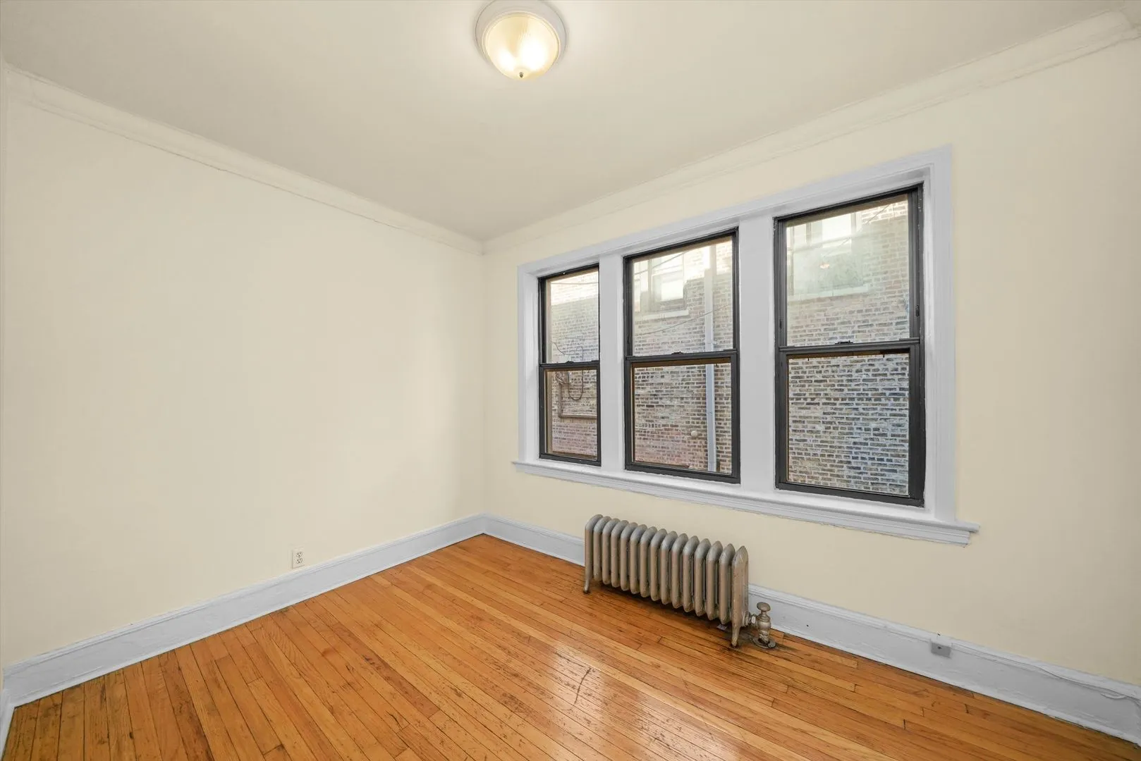 2338 N Spaulding Ave, ,  60647, USA 60647-unit#1B-Chicago-IL