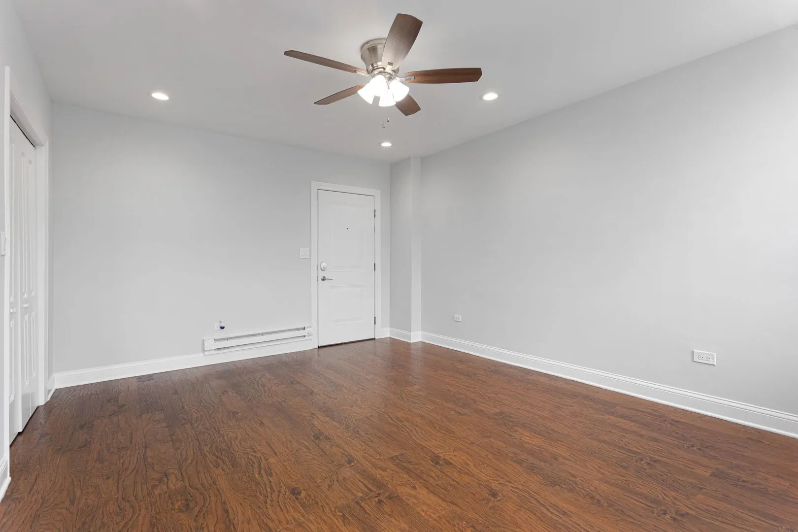 5860 N Kenmore Ave, ,  60660, USA 60660-unit#802-Chicago-IL