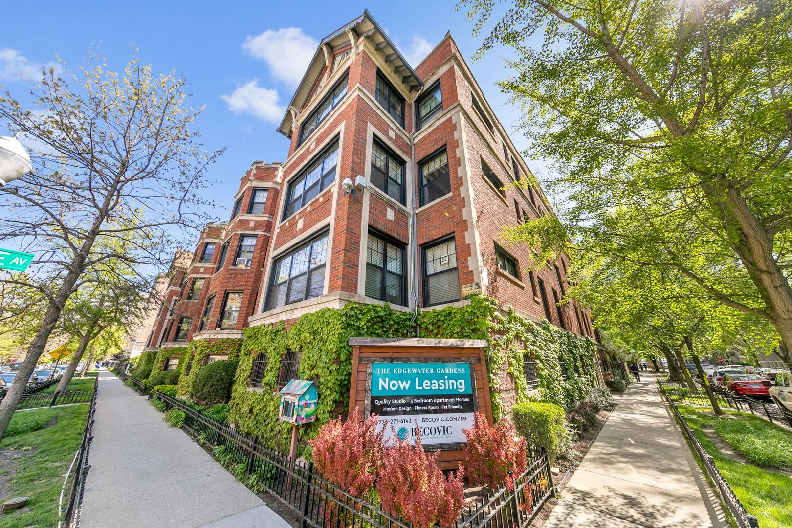 1062 W Glenlake Ave 3rd floor, , 60660, USA 60660-Chicago-IL
