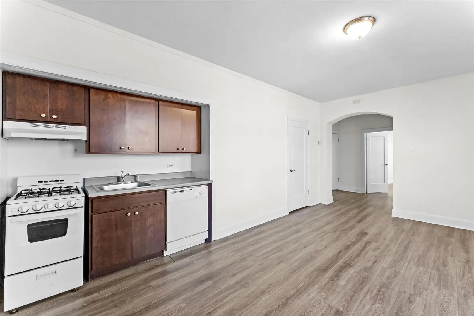 3335 W Diversey Ave, , 60647, USA 60647-unit#102-Chicago-IL