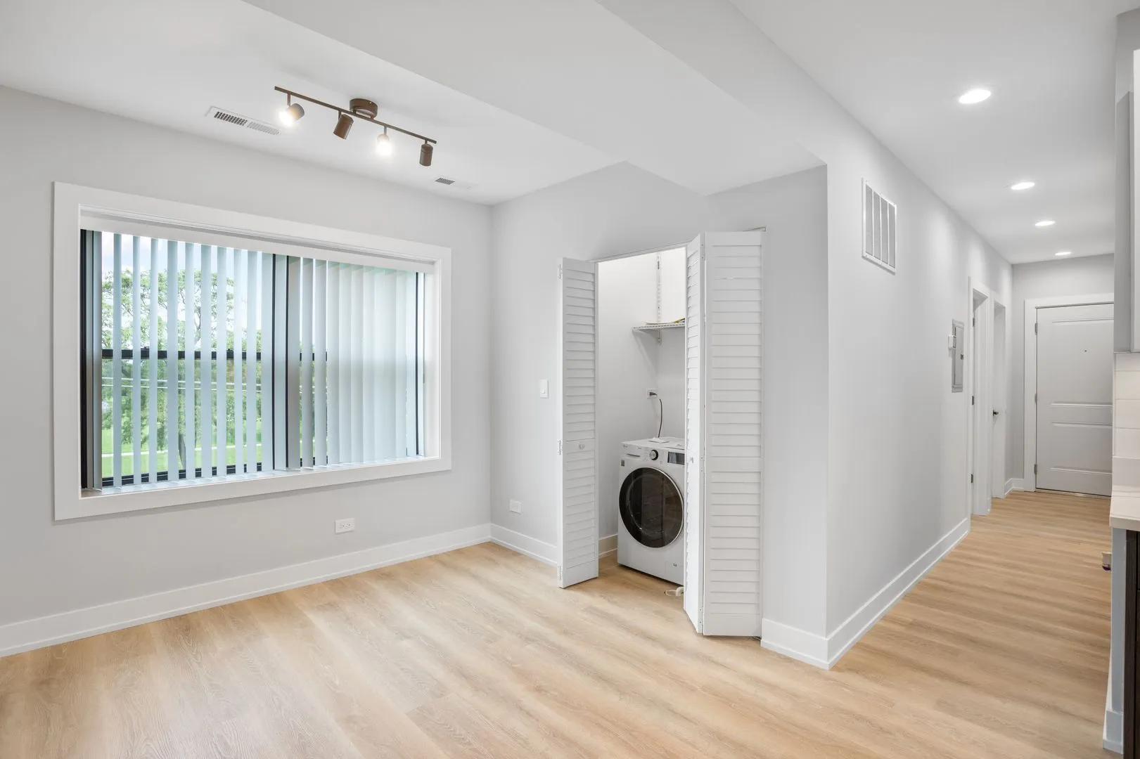 W Juneway Terrace, ,  60626, USA 60626-unit#3H-Chicago-IL