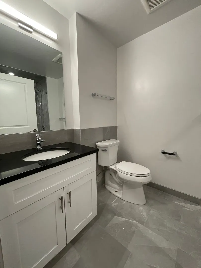 1730 W Greenleaf Ave, ,  60626, USA 60626-unit#1730-105-Chicago-IL