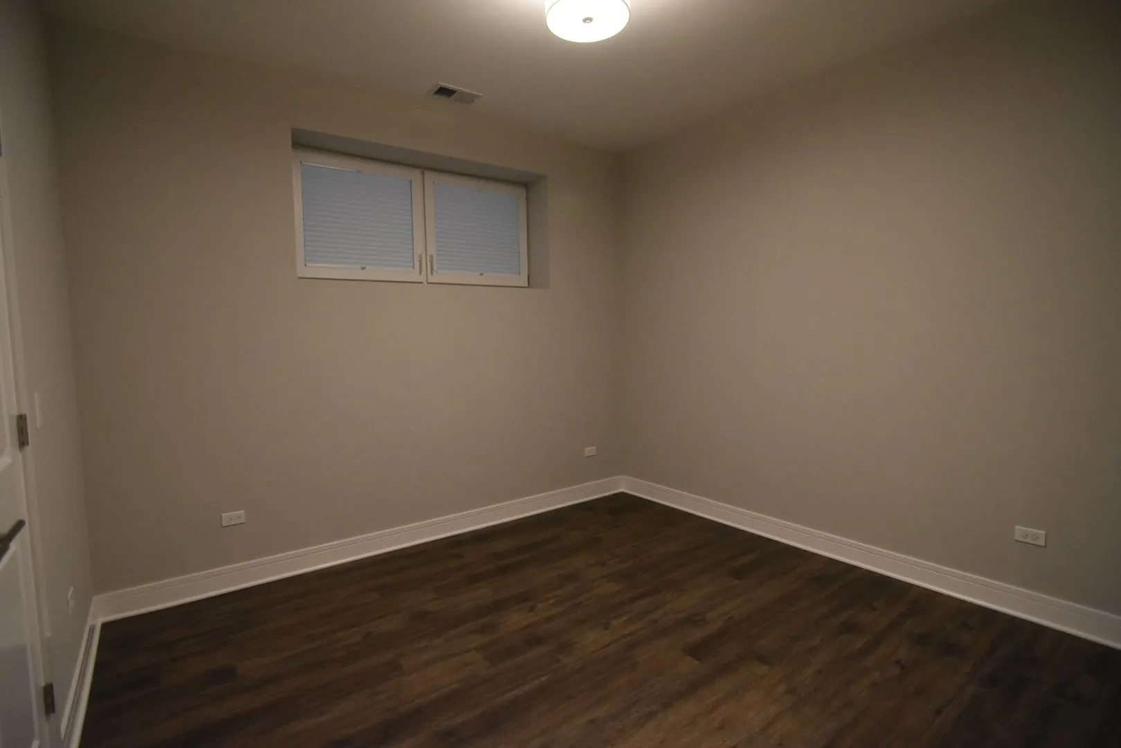 927 W Irving Park Rd, ,  60613, USA 60613-unit#927-101-Chicago-IL