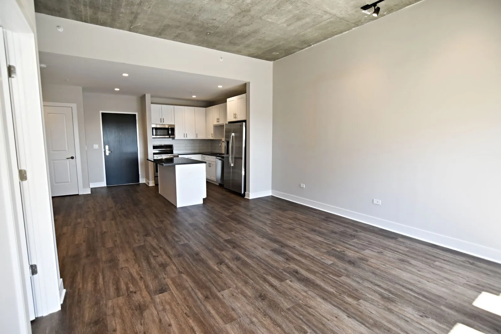 N Broadway, , , USA IL-unit#3833-409-Chicago-IL