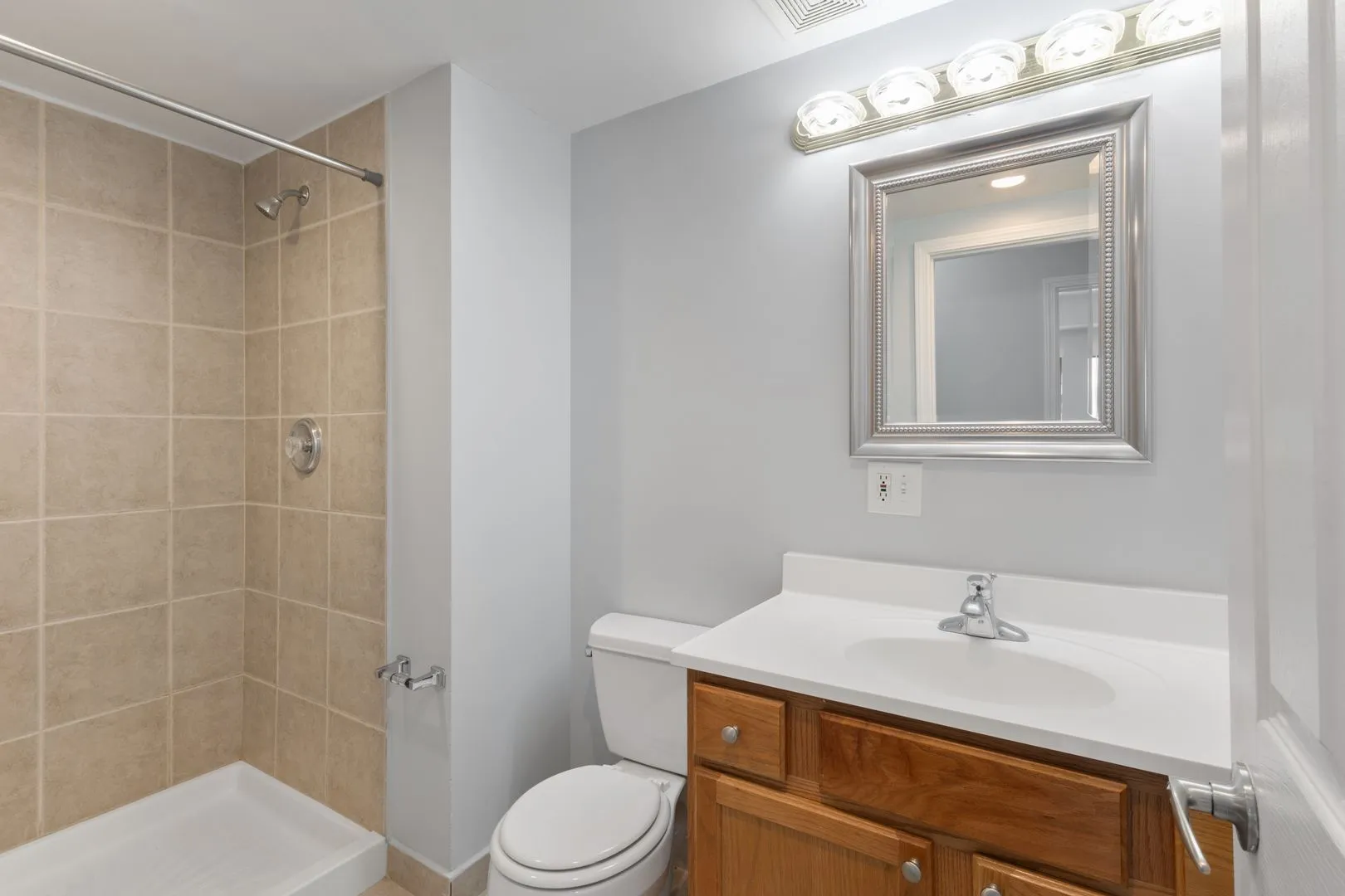2451 W Howard St, , 60645, USA 60645-unit#510-Chicago-IL