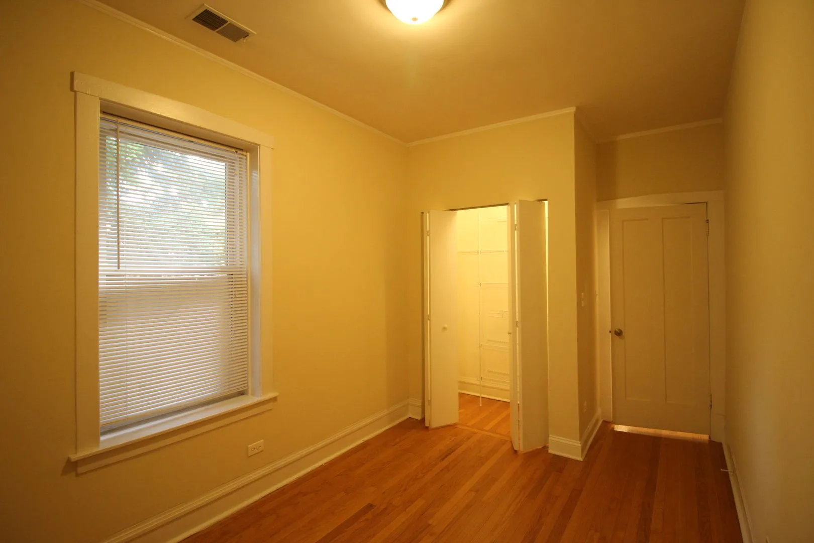 3767 N Pulaski Rd, , 60641, USA 60641-unit#2R-Chicago-IL