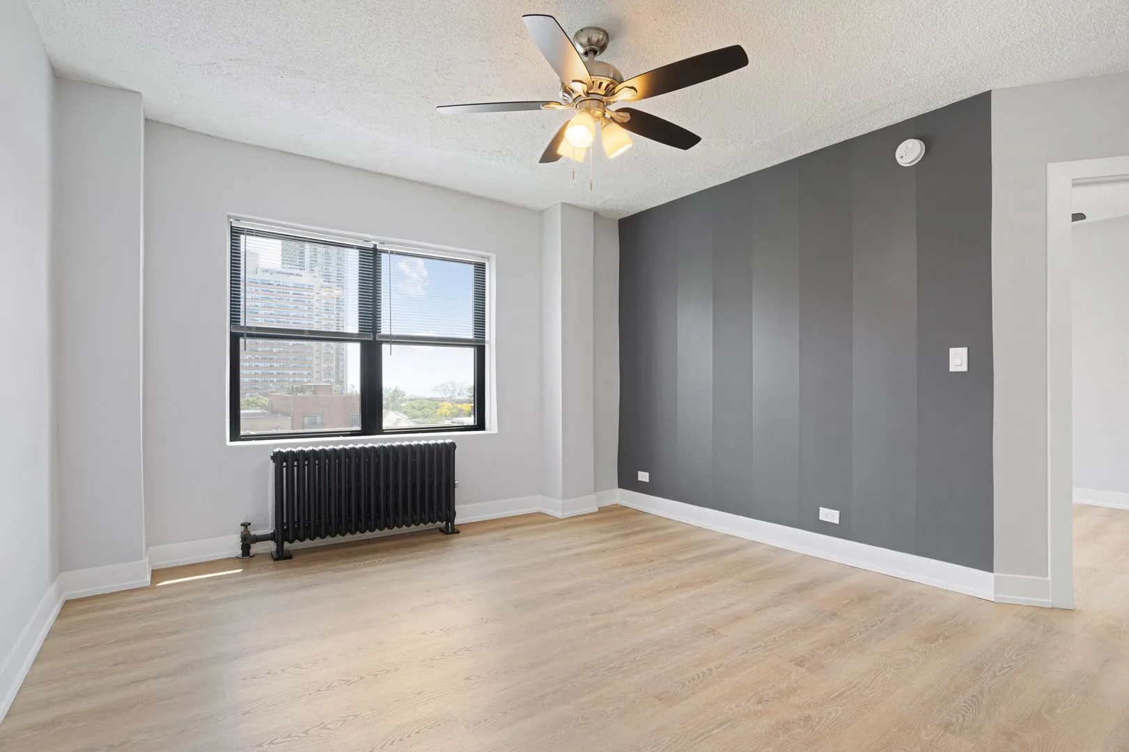 6026 N Winthrop Ave, ,  60660, USA 60660-unit#6E-Chicago-IL