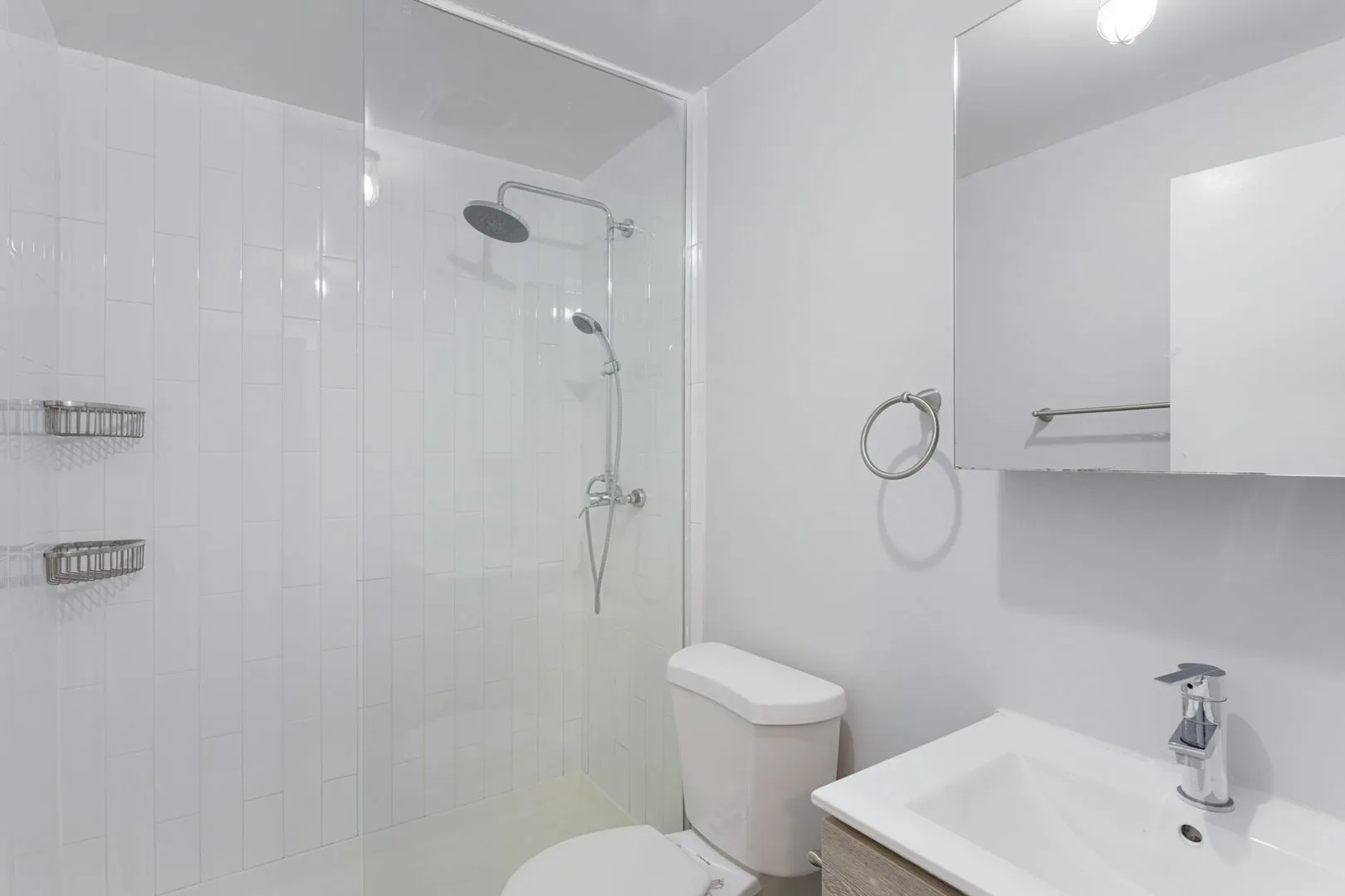 5718 N Winthrop Ave, ,  60660, USA 60660-unit#305-Chicago-IL
