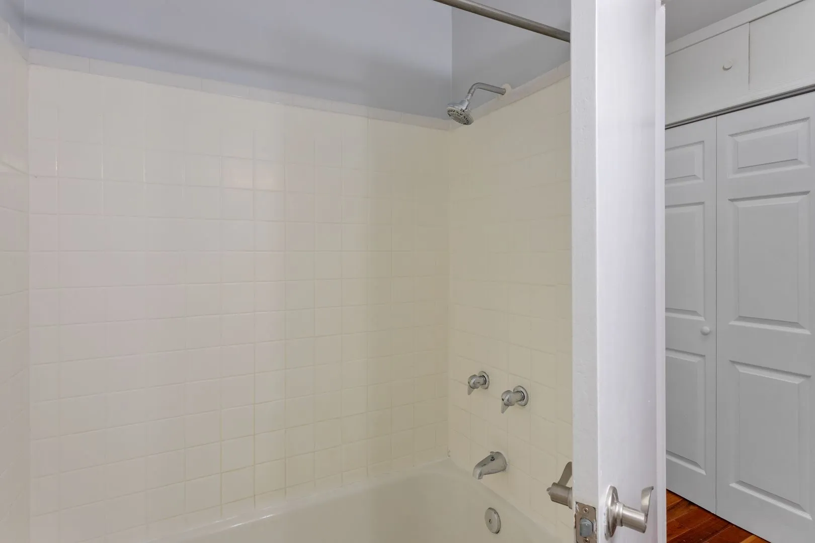 5858 N Sheridan Rd, ,  60660, USA 60660-unit#607-Chicago-IL