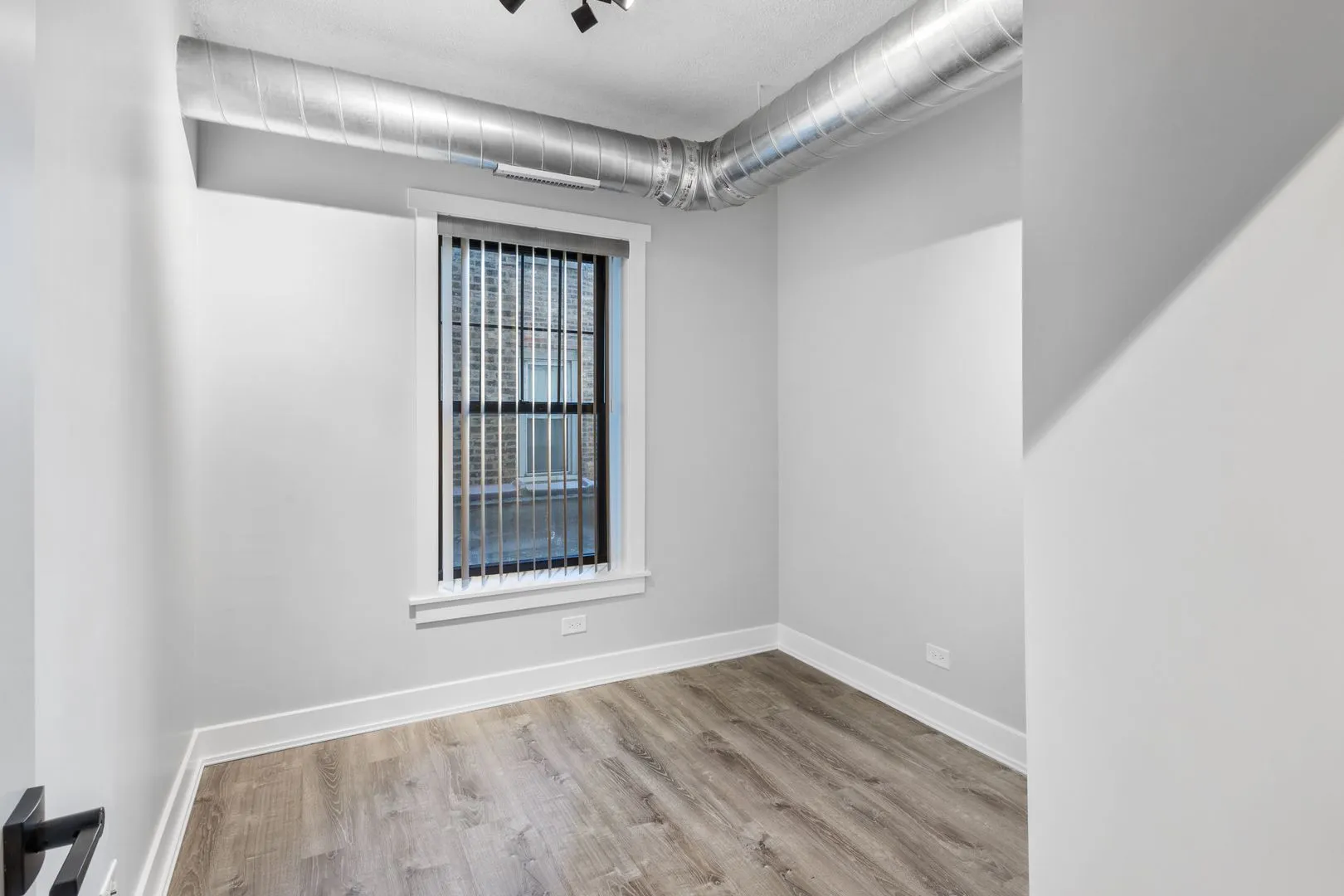 7645 N Sheridan Rd, ,  60626, USA 60626-unit#203-Chicago-IL