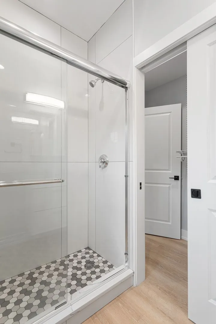 7661 N Rogers Ave, ,  60626, USA 60626-unit#2-Chicago-IL