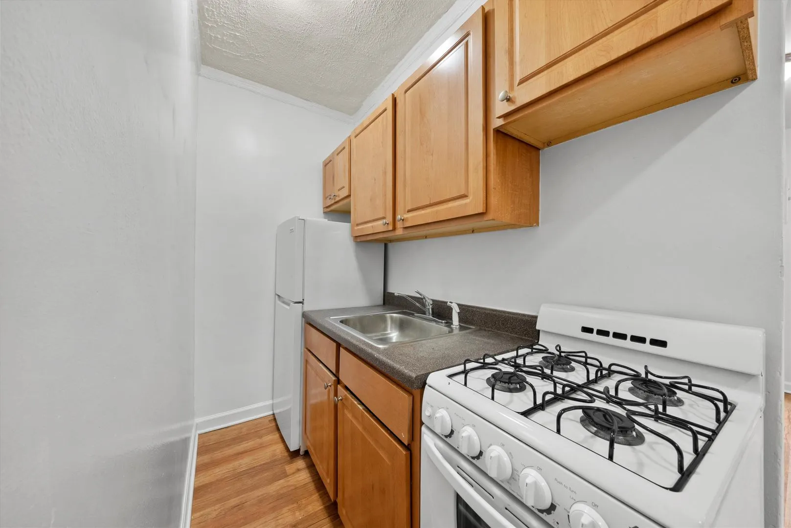 5417 N Kenmore Ave, ,  60640, USA 60640-unit#203-Chicago-IL