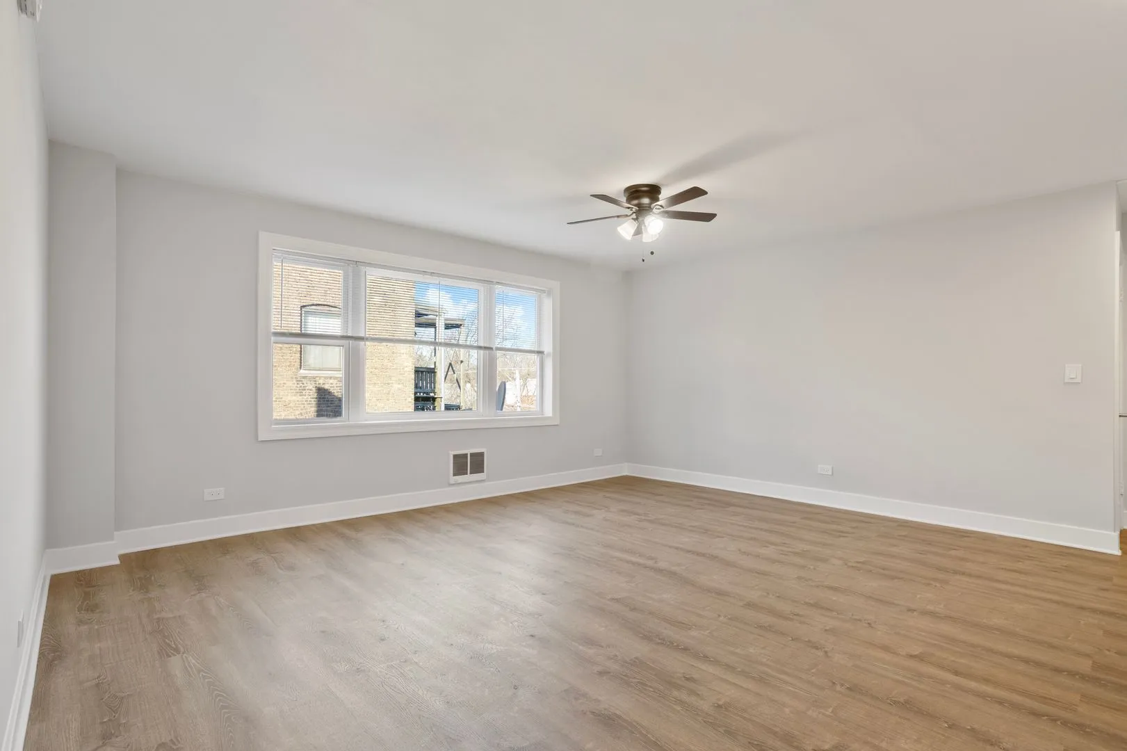 7710 N Sheridan Rd, ,  60626, USA 60626-unit#406-Chicago-IL