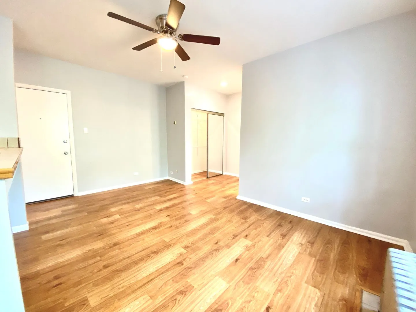 4756 N Maplewood Ave, ,  60625, USA 60625-unit#. 305-Chicago-IL