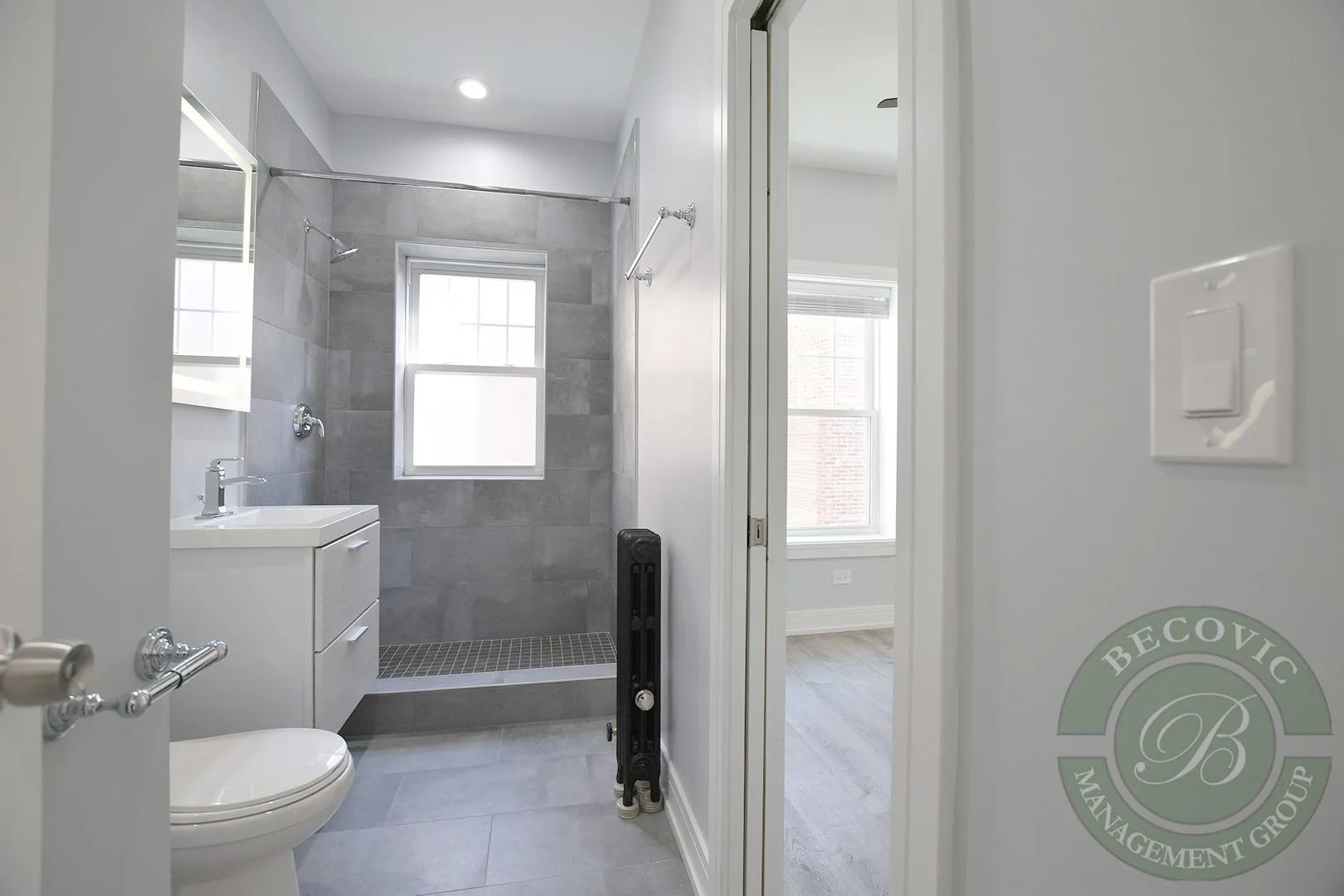 1063 W Glenlake Ave, ,  60660, USA 60660-unit#3S-Chicago-IL