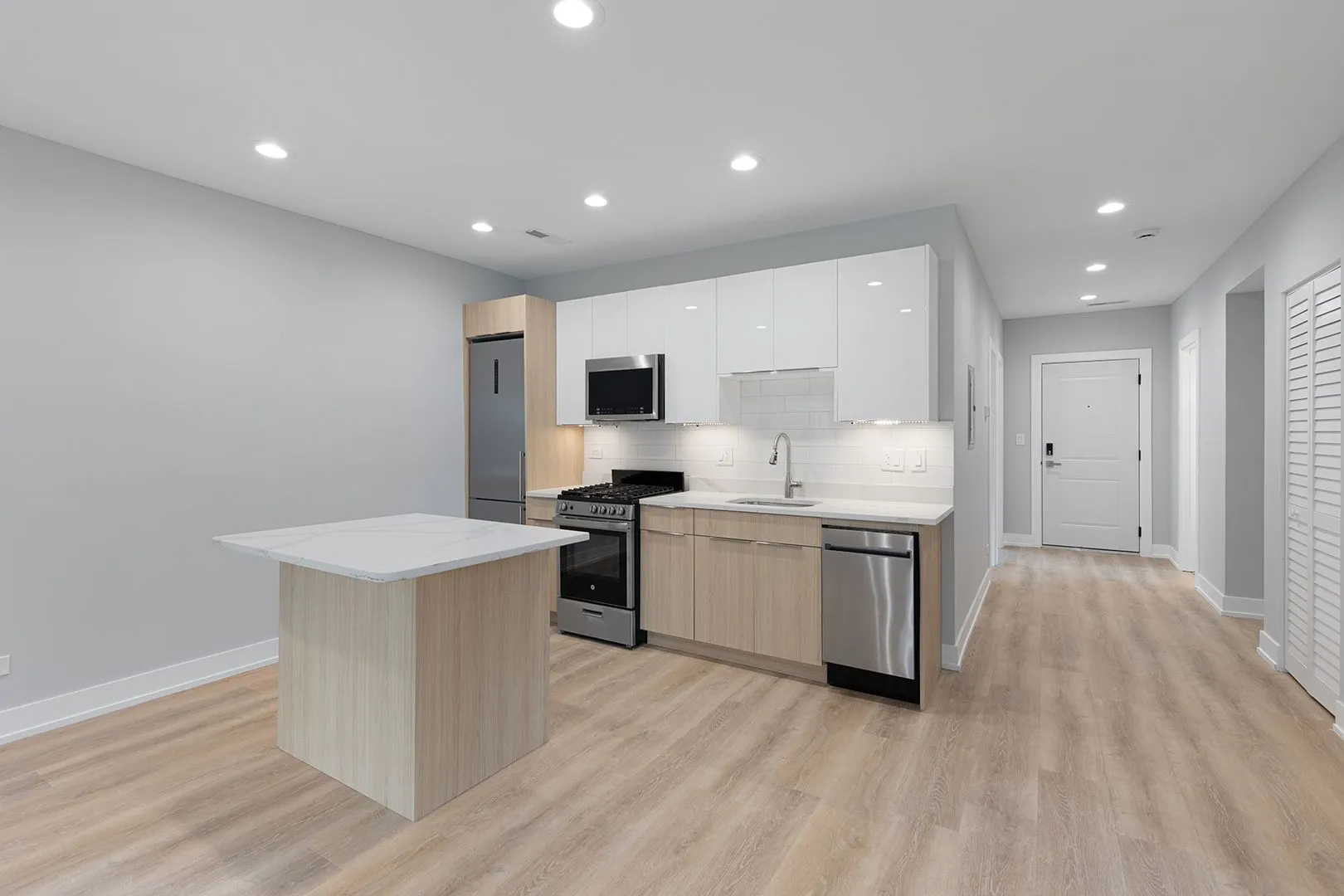 1548 W Juneway Terrace, , 60626, USA 60626-unit#1A-Chicago-IL