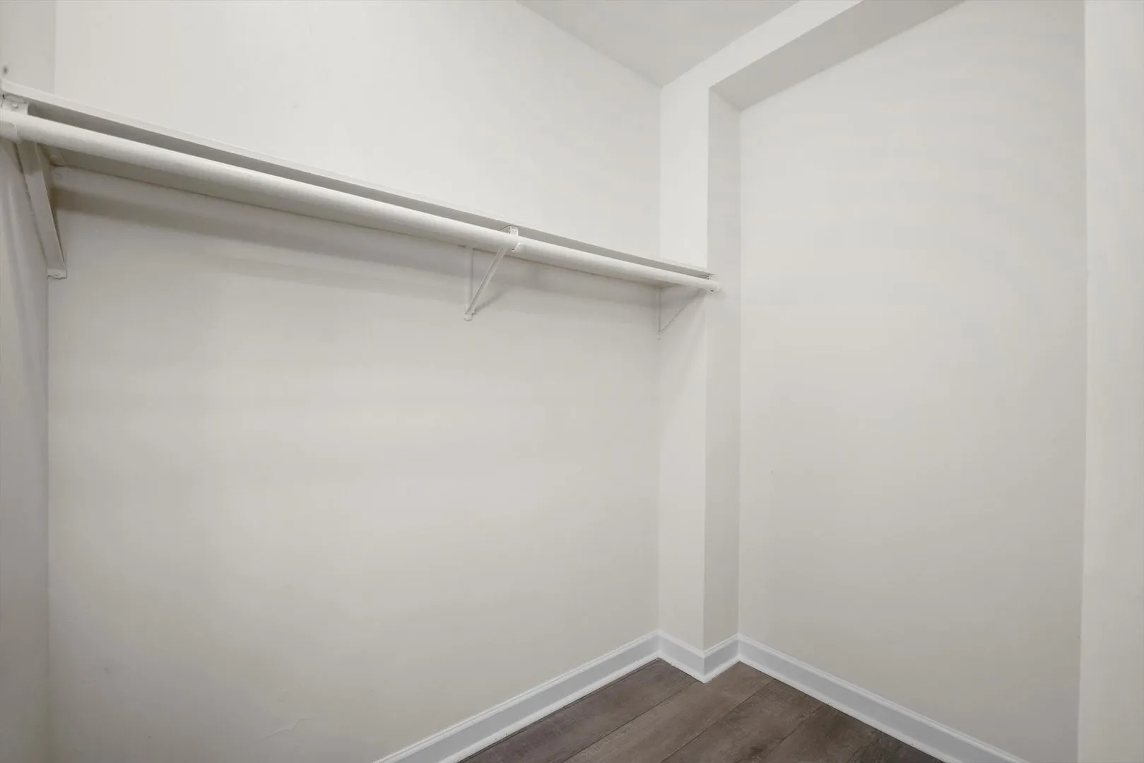 5417 N Kenmore Ave, ,  60640, USA 60640-unit#204-Chicago-IL