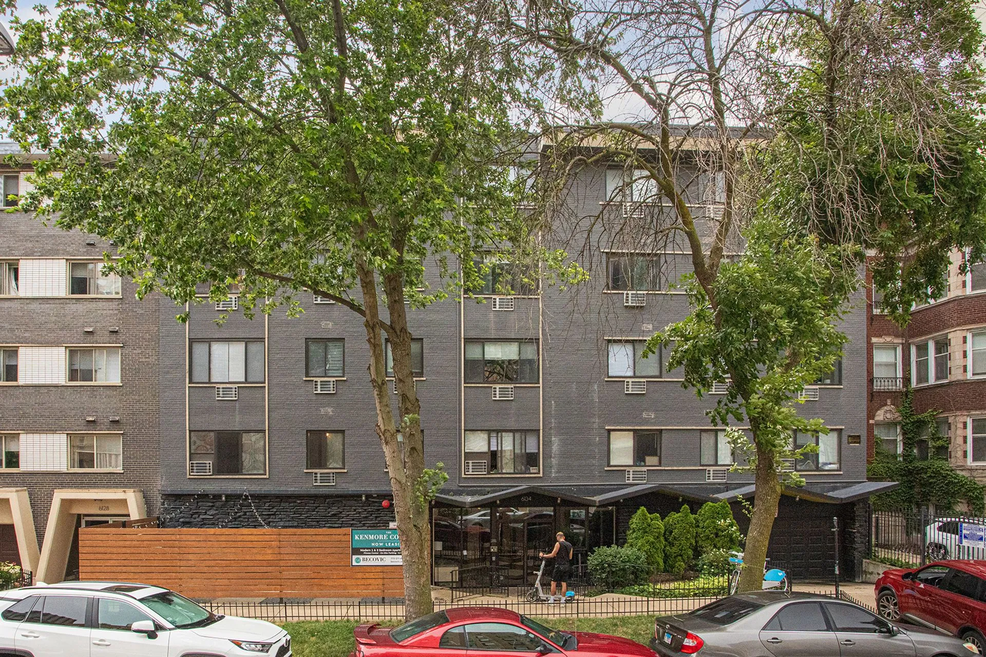 6134 N Kenmore Ave, ,  60660, USA 60660-unit#202-Chicago-IL