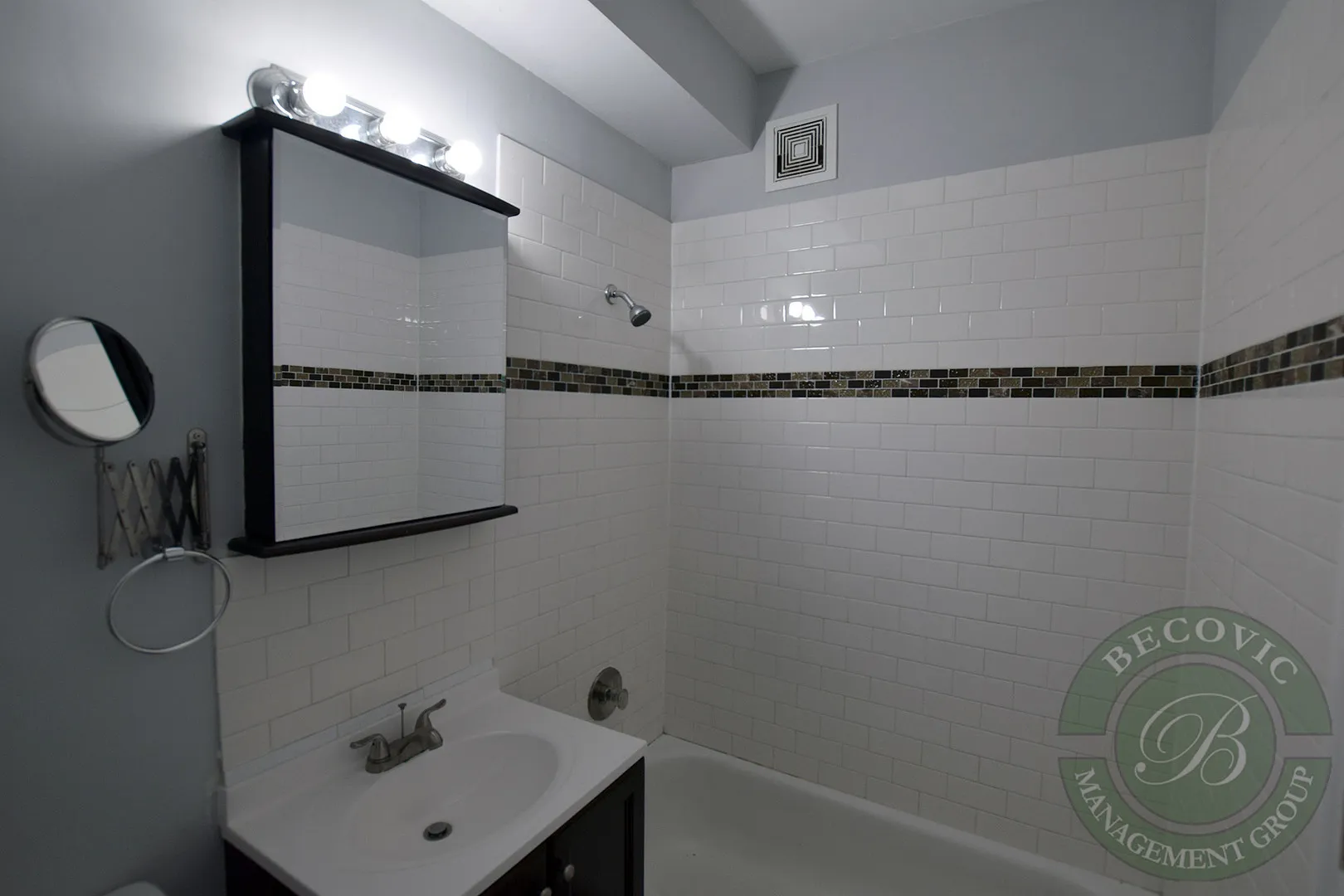 3631 W Dickens Ave, ,  60647, USA 60647-unit#GB-Chicago-IL
