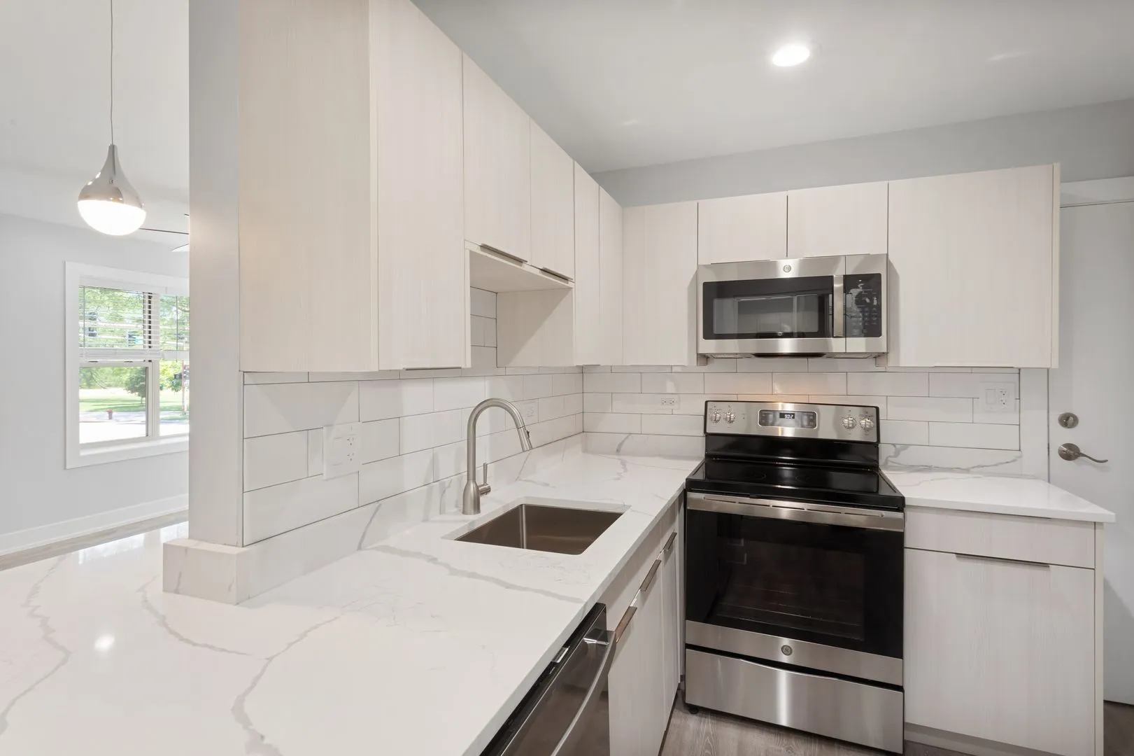 7070 N Sheridan Rd, , 60626, USA 60626-unit#4N-Chicago-IL