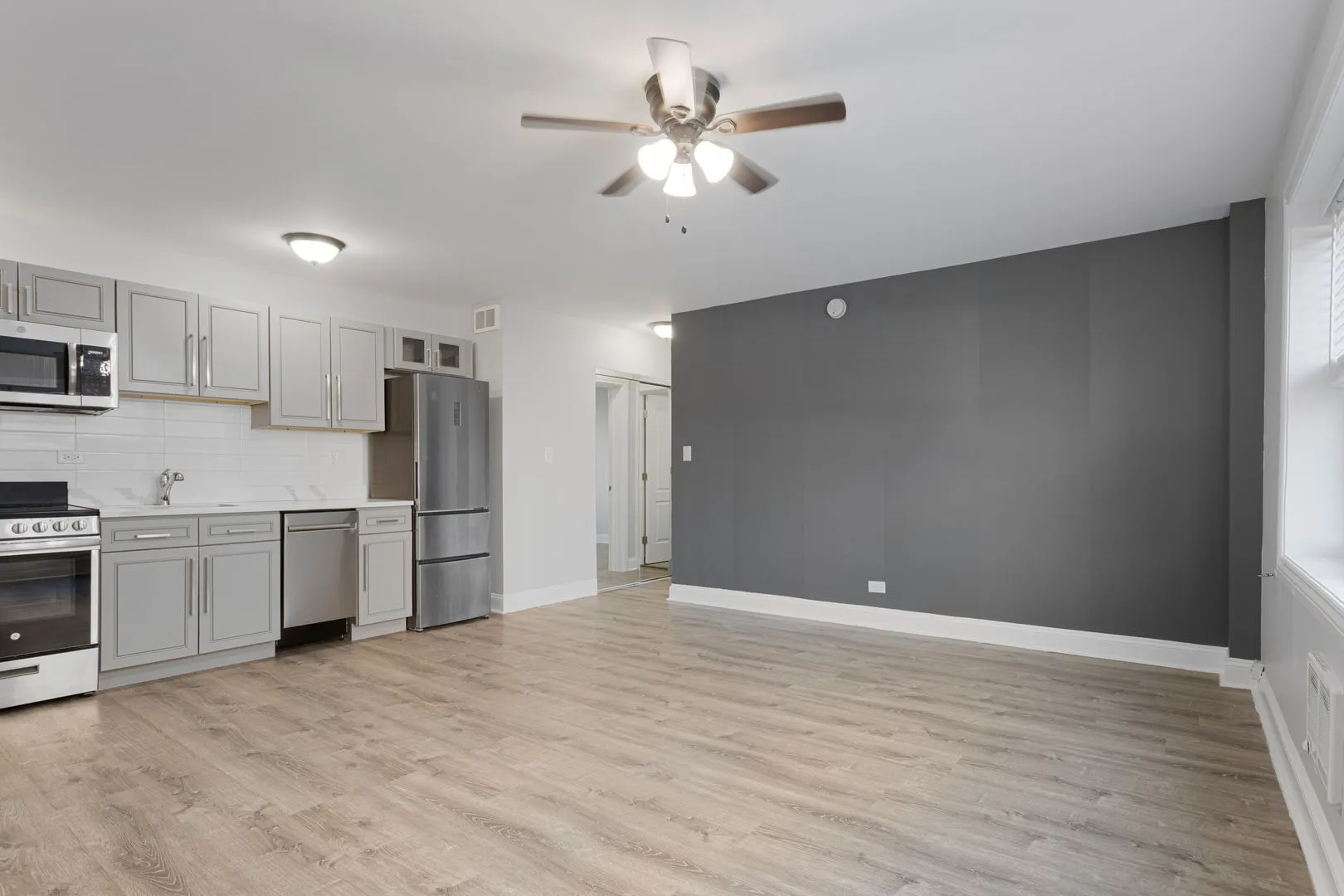 7710 N Sheridan Rd, , 60626, USA 60626-unit#206-Chicago-IL
