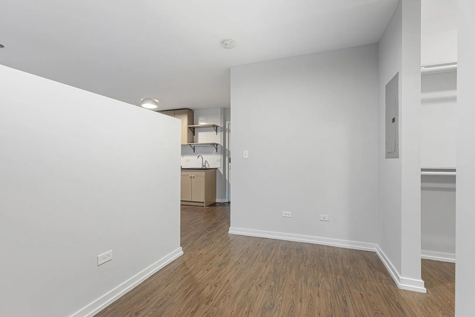 6134 N Kenmore Ave, , 60660, USA 60660-unit#205-Chicago-IL