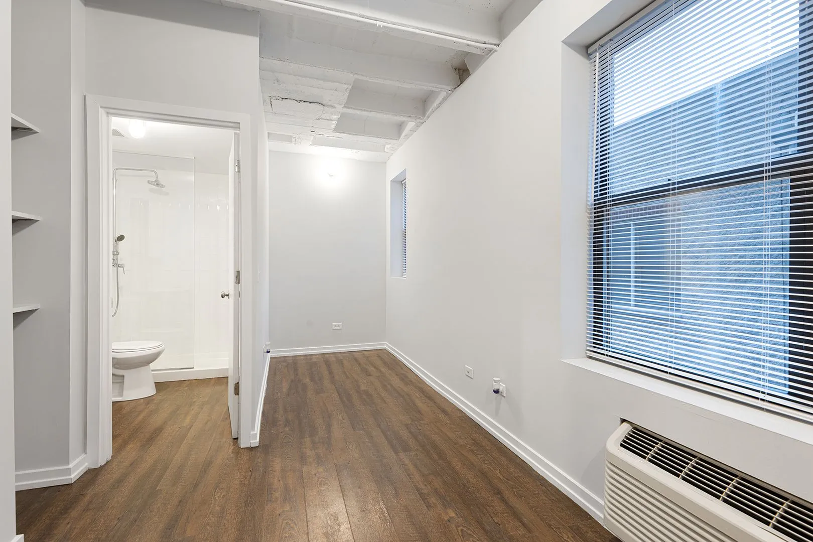 5718 N Winthrop Ave, ,  60660, USA 60660-unit#507-Chicago-IL